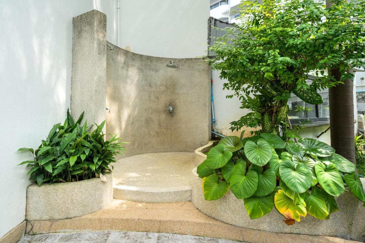 Patong Central Residence & Apartment Luaran gambar