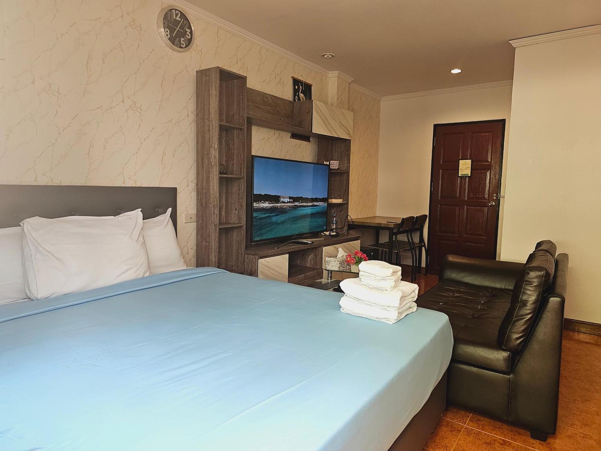 Patong Central Residence & Apartment Bilik gambar