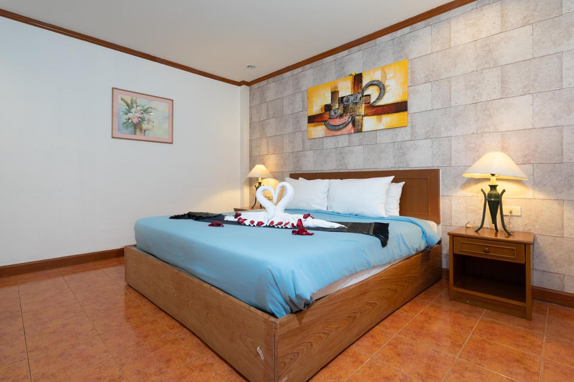 Patong Central Residence & Apartment Bilik gambar