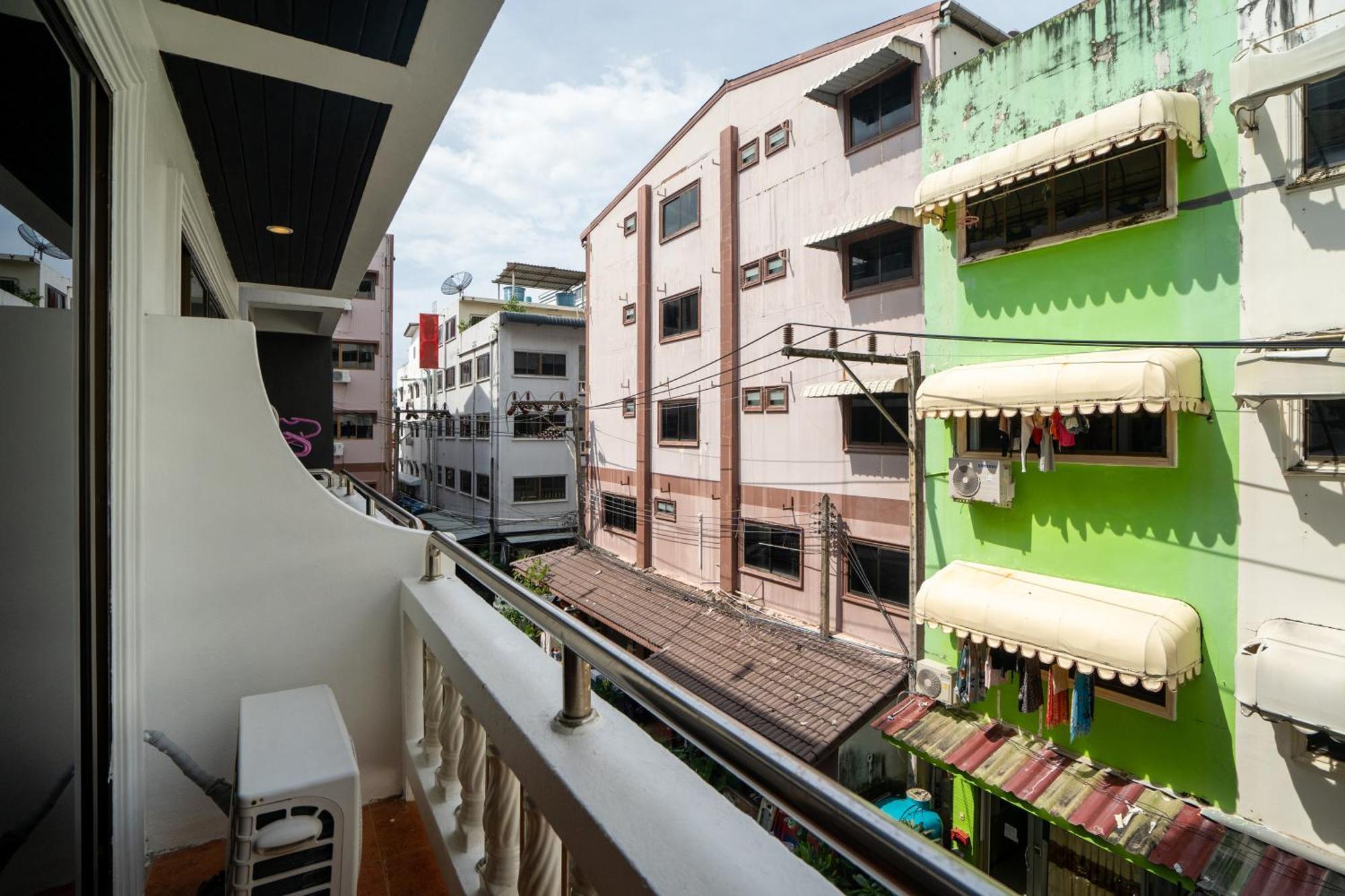 Patong Central Residence & Apartment Bilik gambar