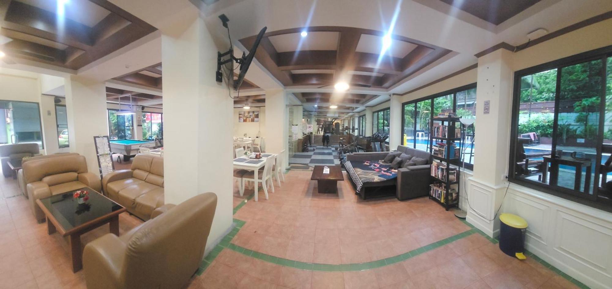 Patong Central Residence & Apartment Luaran gambar